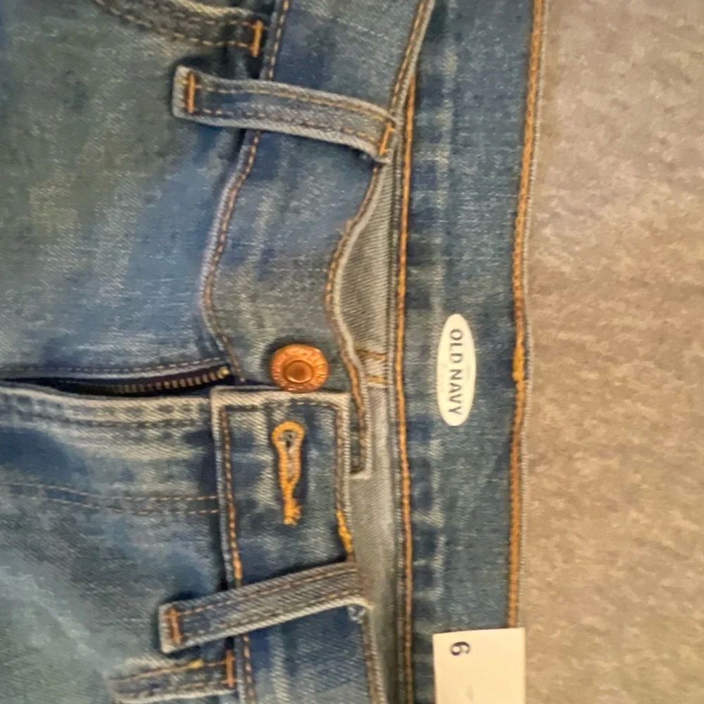 Old Navy size 6 NWT shorts - Picture 5 of 7